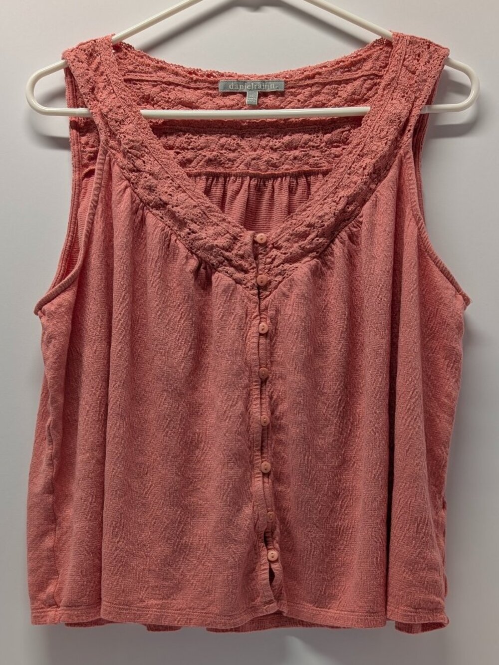Daniel Rainn SL Lace Neck Trim Button Knit Tank In Coral